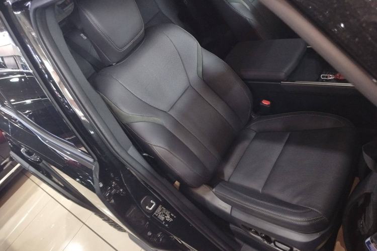 Used Lexus GX 2024 OVERTRAIL Yuanfeng Edition Right Front Seat