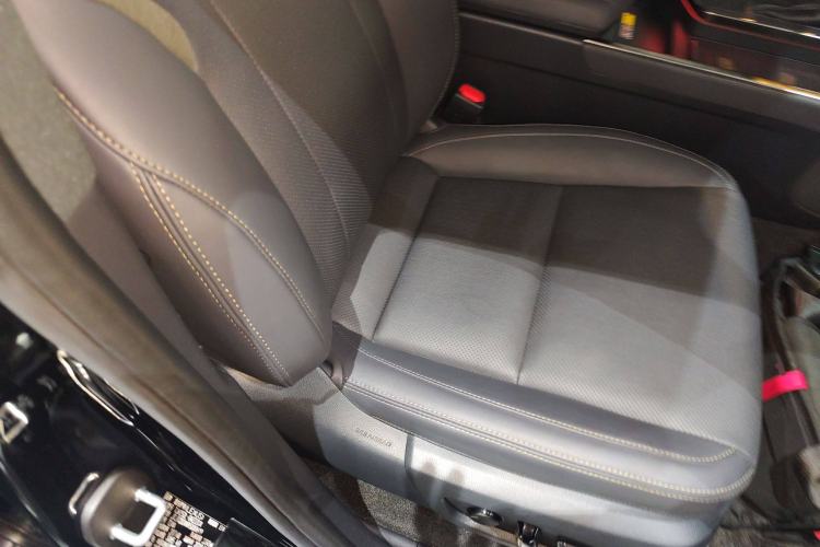 Used Lexus GX 2024 OVERTRAIL Yuanfeng Edition Right Front Seat