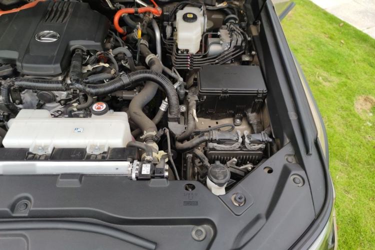 Used Lexus GX 2024 OVERTRAIL Yuanfeng Edition Engine Bay Left