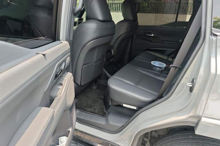 Used Lexus GX 2024 Lingfeng Edition Left Rear Seat