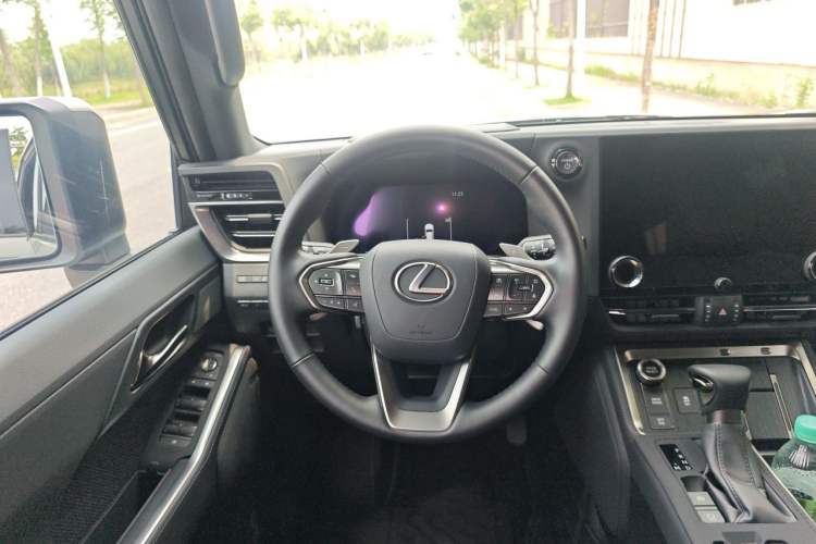 Used Lexus GX 2024 Lingfeng Edition Steering Wheel