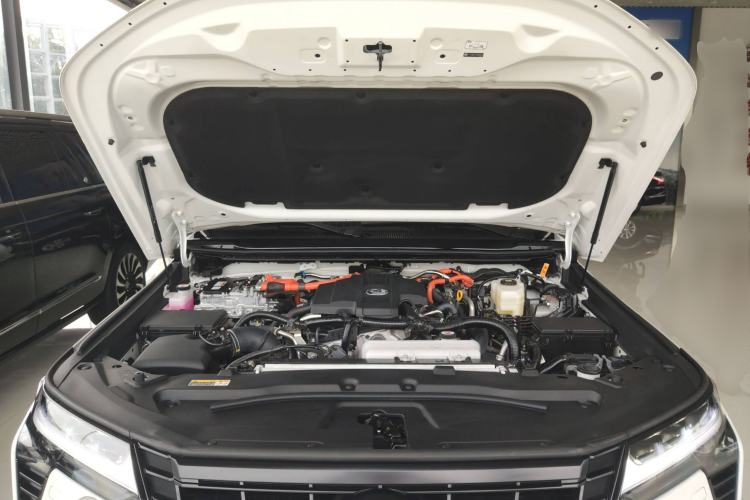 Used Lexus GX 2024 Lingfeng Edition Engine Bay