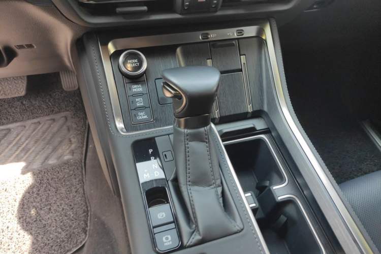 Used Lexus GX 2024 OVERTRAIL Yuanfeng Edition Gear Lever