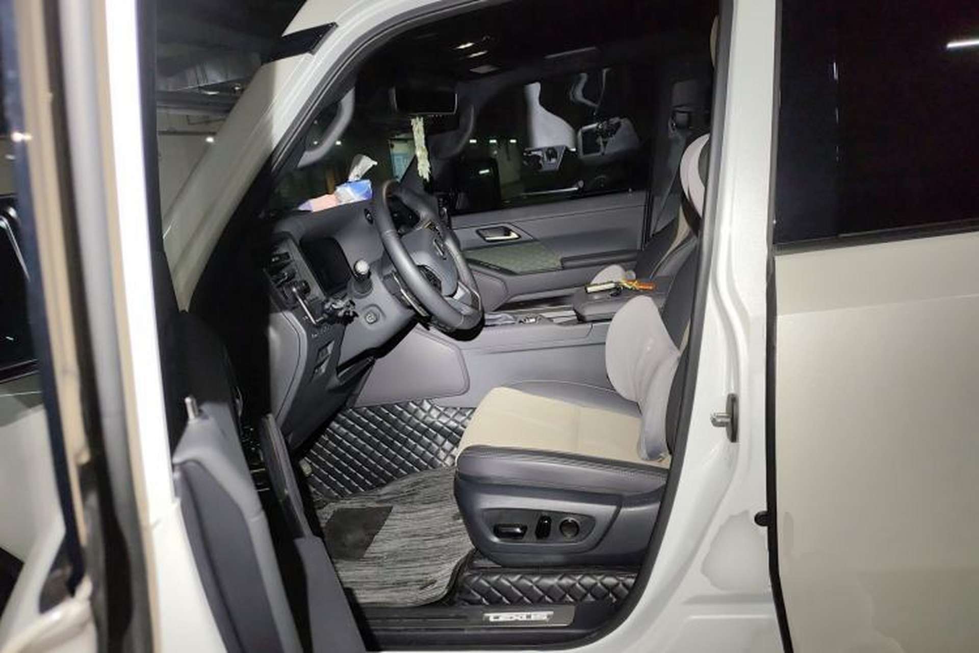 Used Lexus GX 2024 OVERTRAIL Yuanfeng Edition Left Front Seat