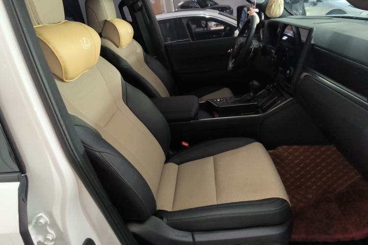 Used Lexus GX 2024 OVERTRAIL Yuanfeng Edition Right Front Seat