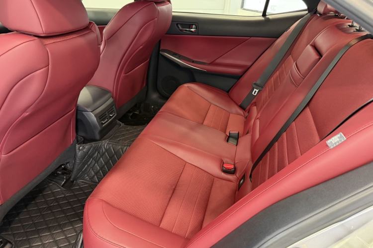 Used Lexus IS 2015 200t F SPORT Interior 5