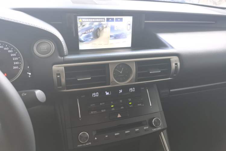 Used Lexus IS 2013 250 Leading Edition Audio And AC Panel
