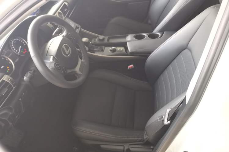Used Lexus IS 2013 250 Leading Edition Left Front Seat