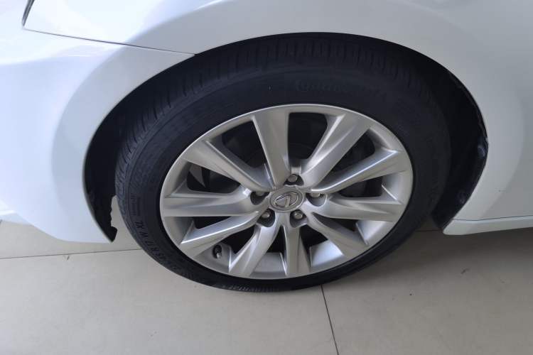 Used Lexus IS 2013 250 Leading Edition Left Front Wheel Hub