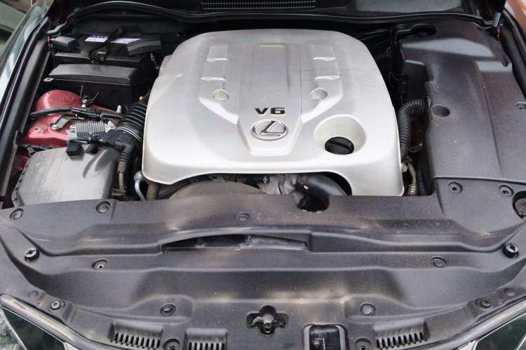 Used Lexus IS 2006 300 Xuan Dong Edition Engine Bay
