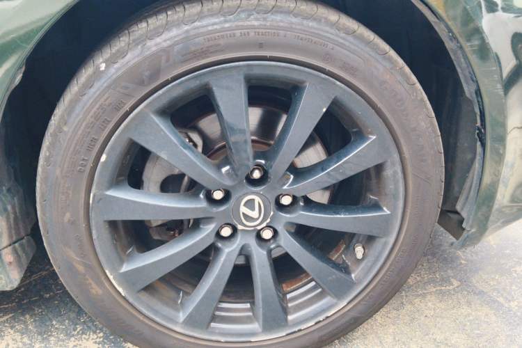Used Lexus IS 2006 300 Xuan Dong Edition Right Front Wheel Hub