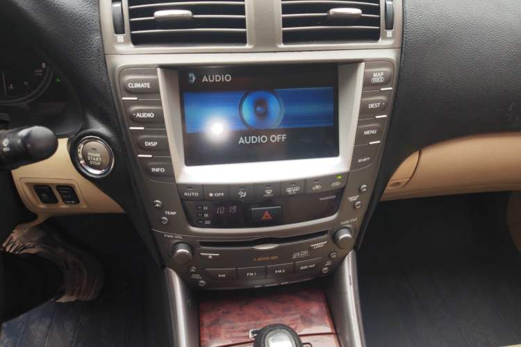 Used Lexus IS 2007 300 Xuan Dong Special Edition Audio And AC Panel