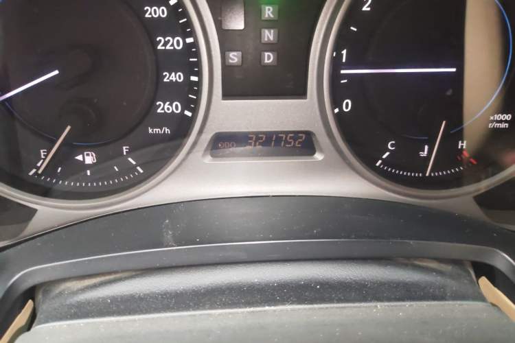 Used Lexus IS 2007 300 Xuan Dong Special Edition Odometer Close Up