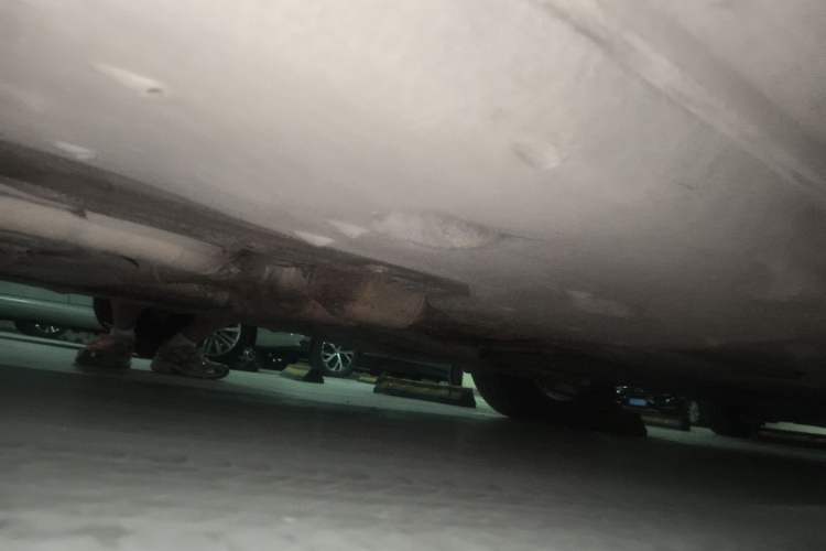 Used Lexus IS  Chassis Front Left