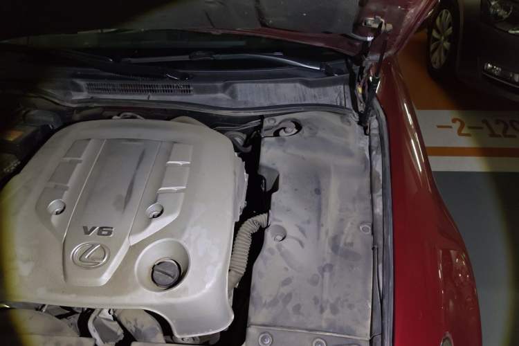 Used Lexus IS 2008 300 Luxury Edition Engine Bay Left