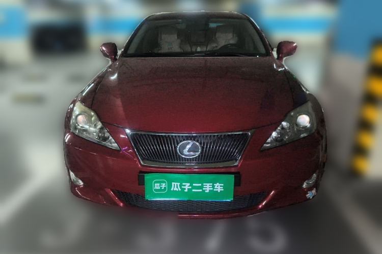 Used Lexus IS  Front