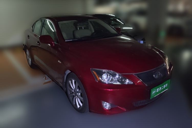 Used Lexus IS 2008 300 Luxury Edition Front Right 45 Deg