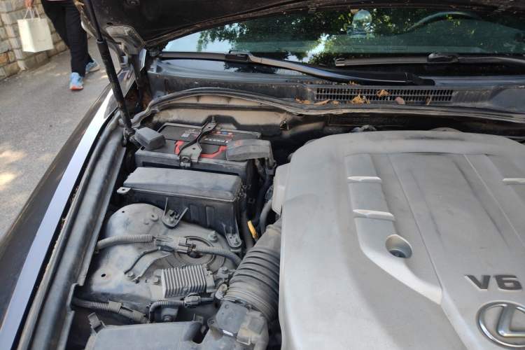 Used Lexus IS 2009 300 Engine Bay Right