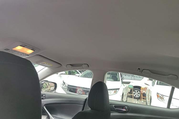 Used Lexus IS 2009 300 Headliner