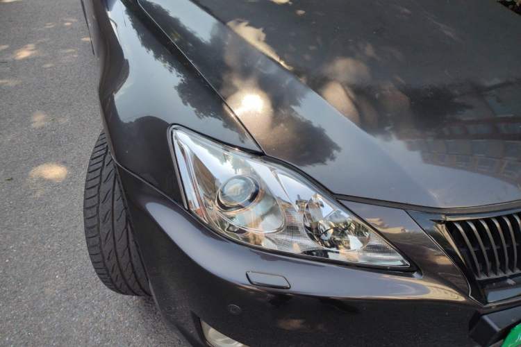 Used Lexus IS 2009 300 Right Front Headlight