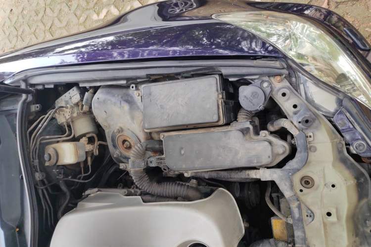 Used Lexus IS 2009 300 Engine Bay Left