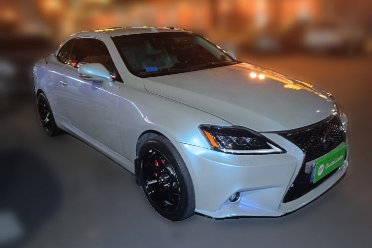 Used Lexus IS 2009 300C Front Right 45 Deg