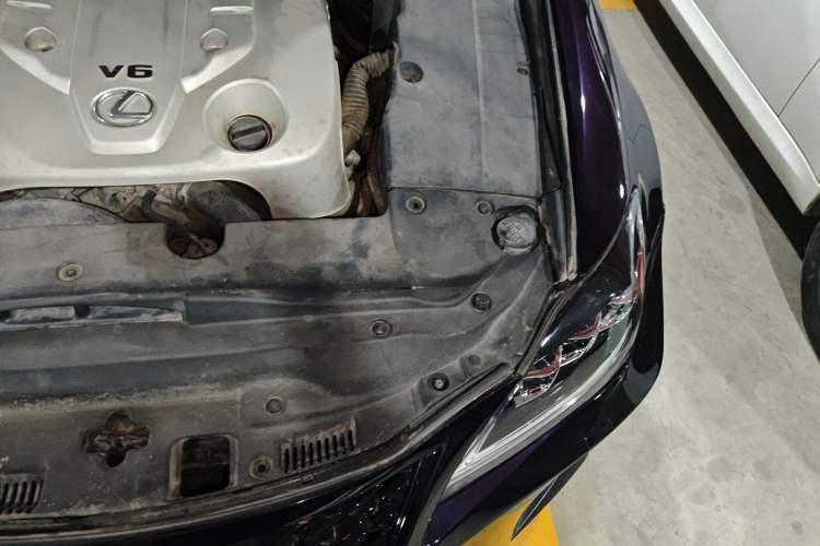 Used Lexus IS 2009 300C Engine Bay Left