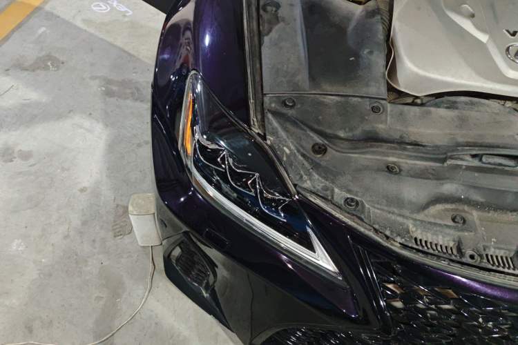 Used Lexus IS 2009 300C Right Front Headlight