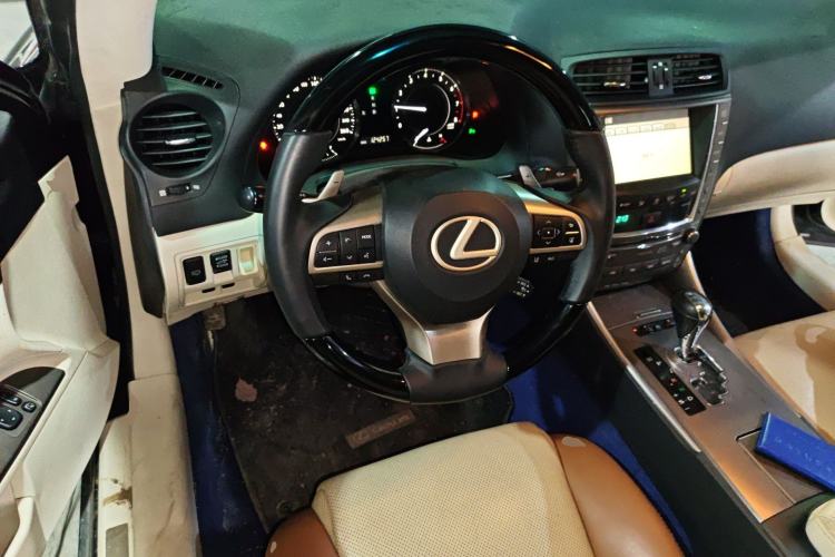 Used Lexus IS 2009 300C Steering Wheel