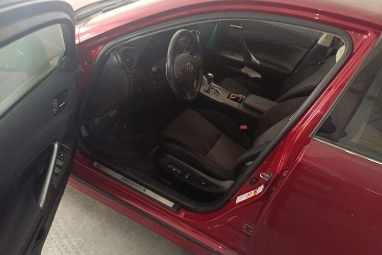 Used Lexus IS 2009 300 Driver Seat