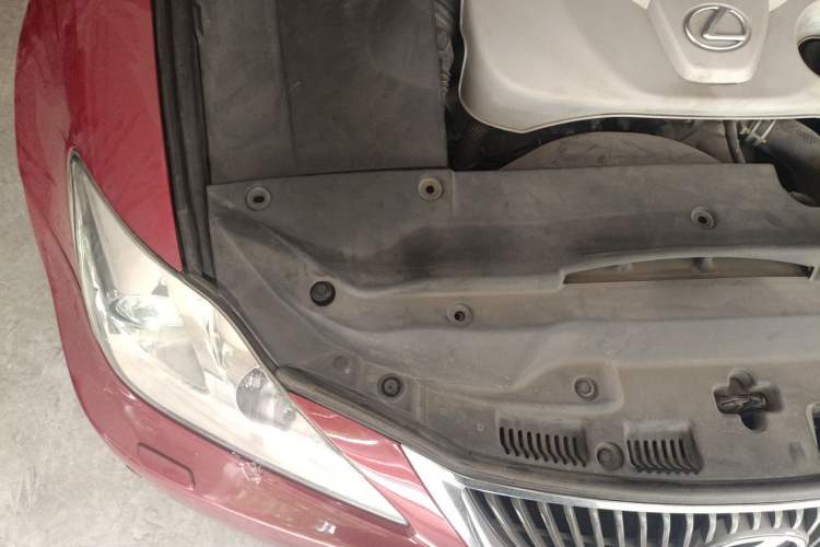 Used Lexus IS 2009 300 Engine Bay Right