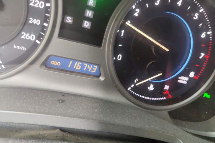 Used Lexus IS 2009 300 Xuan Dong Edition Odometer Close Up