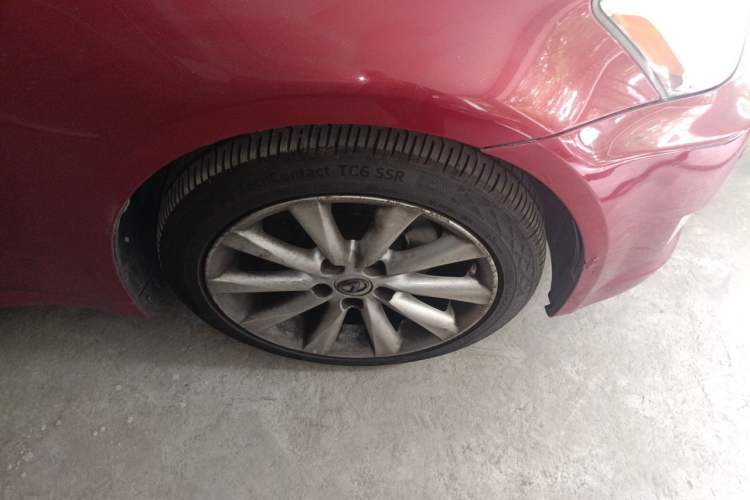 Used Lexus IS 2009 300 Right Front Wheel Hub