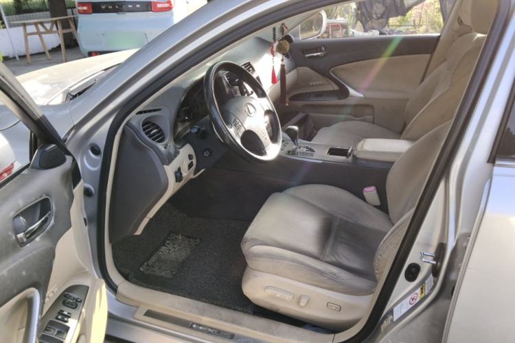 Used Lexus IS 2009 300 Left Front Seat