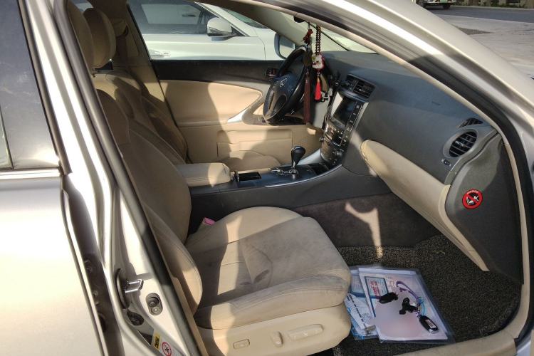 Used Lexus IS 2009 300 Right Front Seat
