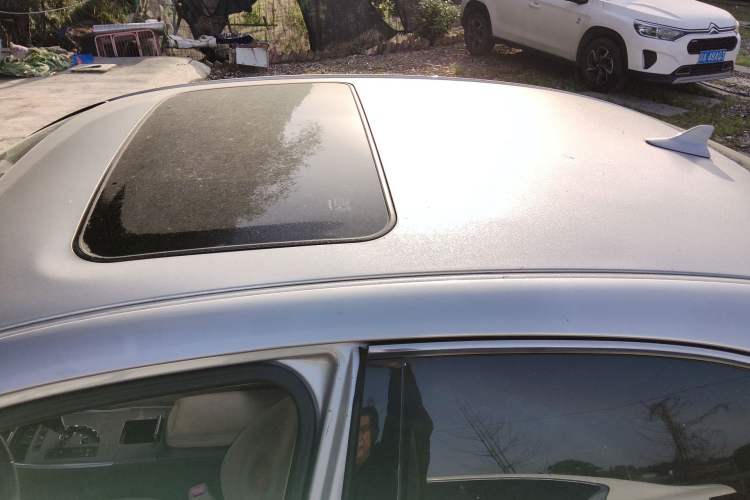 Used Lexus IS 2009 300 Roof