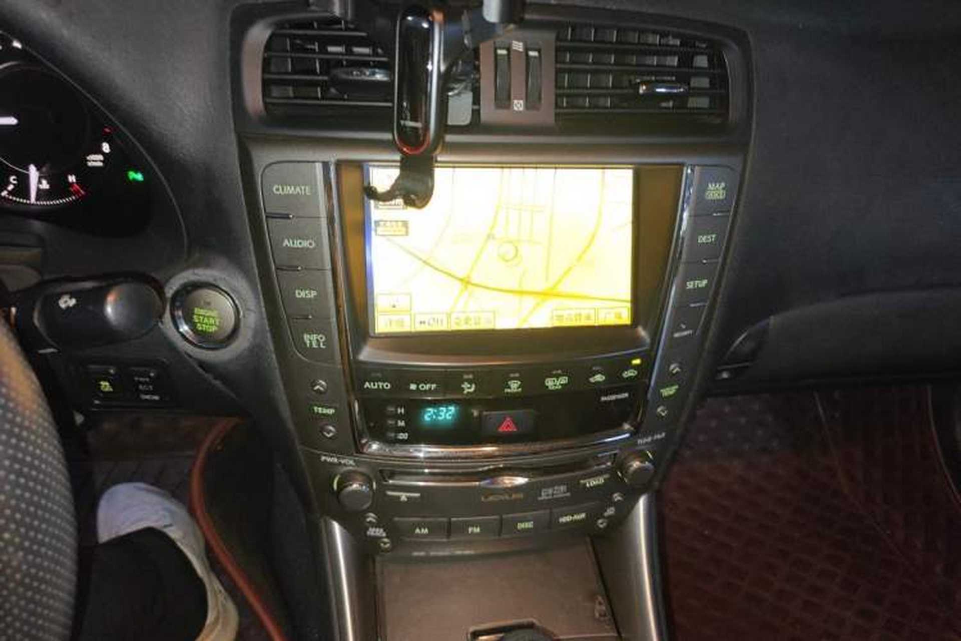 Used Lexus IS 2009 300C Audio And AC Panel
