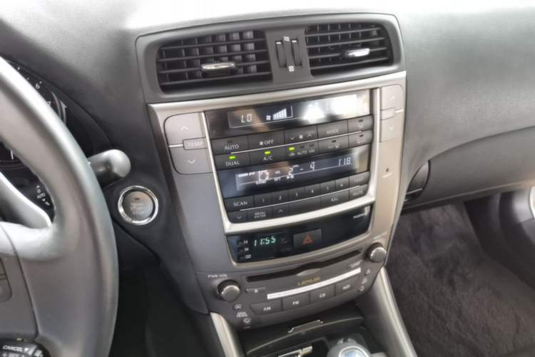 Used Lexus IS 2009 300 Audio And AC Panel