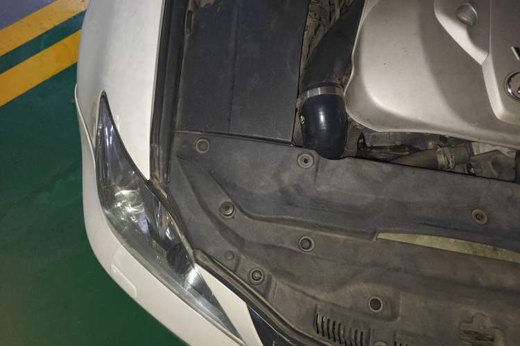 Used Lexus IS 2009 300C Engine Bay Right