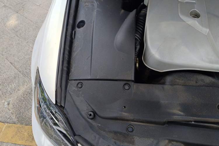 Used Lexus IS 2009 300C Engine Bay Right