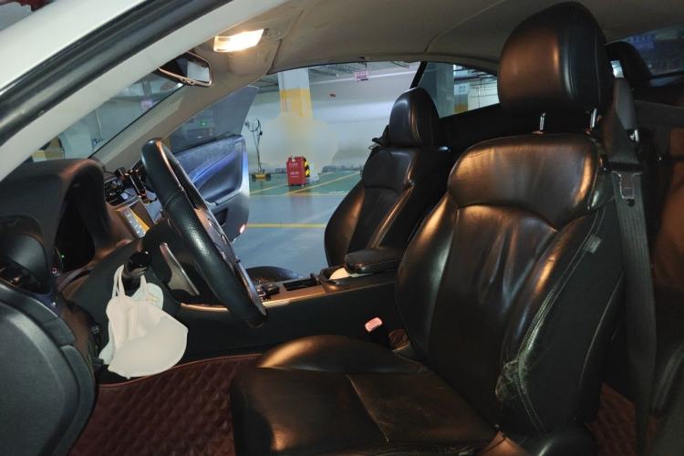 Used Lexus IS 2009 300C Left Front Seat