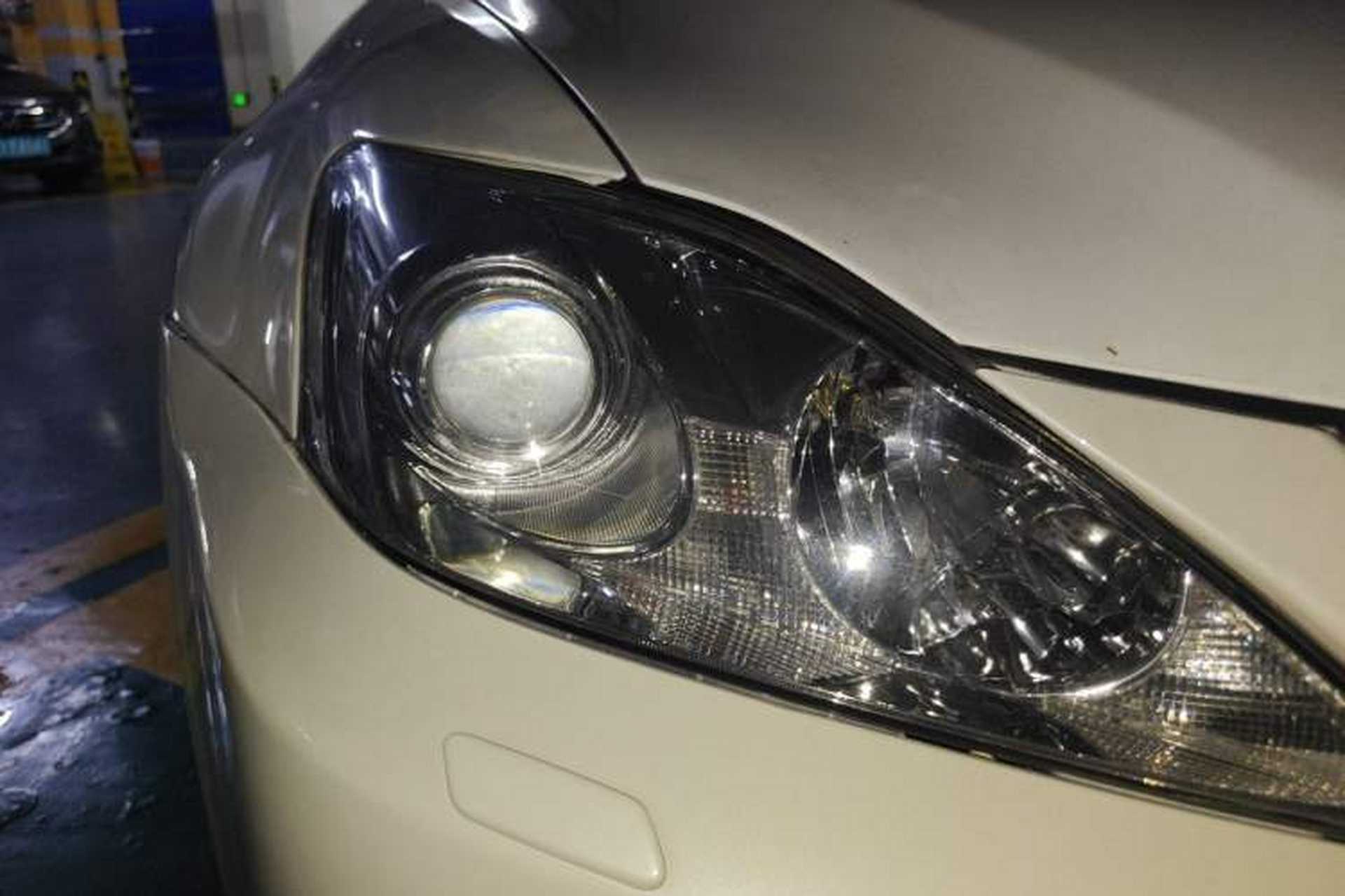 Used Lexus IS 2009 300C Right Front Headlight