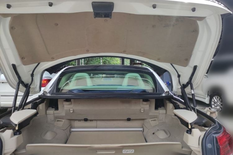 Used Lexus IS 2009 300C Trunk