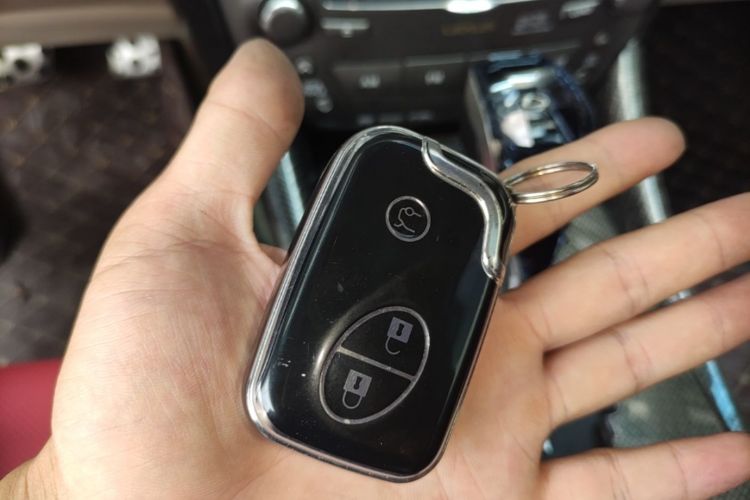 Used Lexus IS 2009 300C Vehicle Key