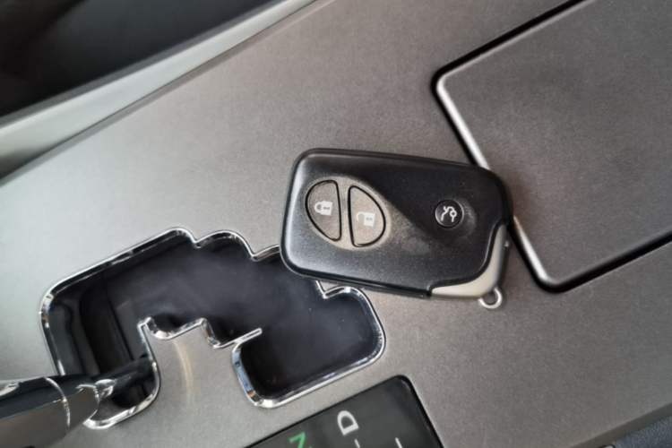 Used Lexus IS 2009 300 Vehicle Key