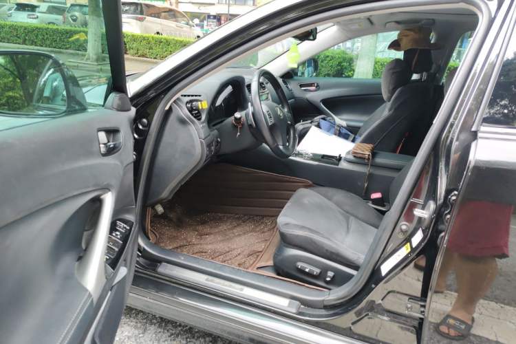 Used Lexus IS 2011 250 Sport Edition Interior 3