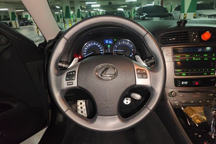 Used Lexus IS 2011 250 Sport Edition Steering Wheel