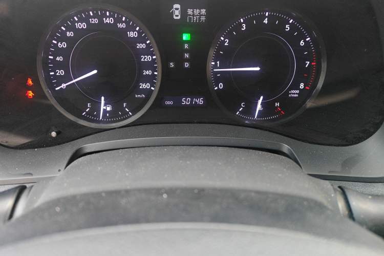 Used Lexus IS 2011 250C Odometer Close Up