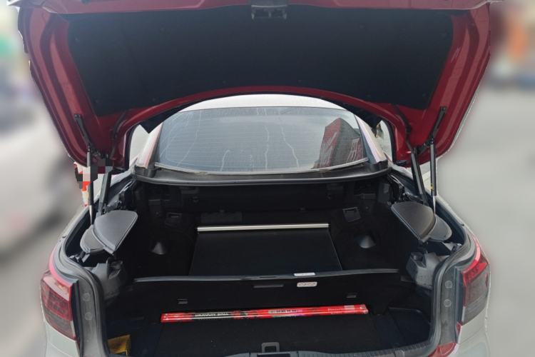 Used Lexus IS 2011 250C Trunk