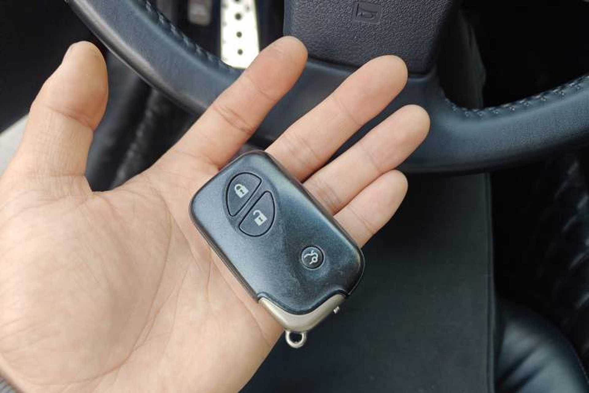 Used Lexus IS 2011 250C Vehicle Key